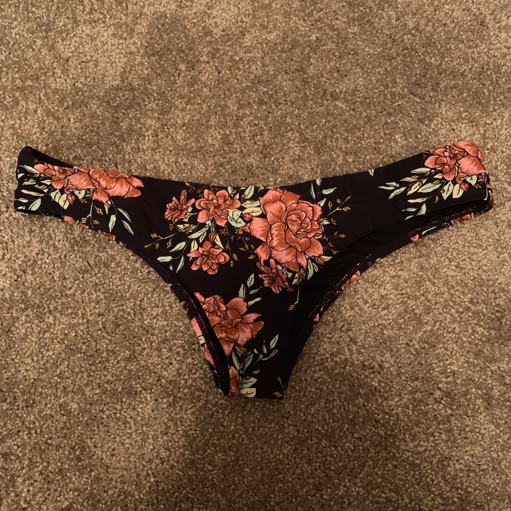 Billabong bikini bottoms
